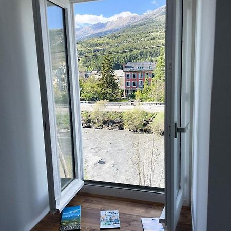 Studios Neufs - Coeur De Barcelonnette - Parking Prive Eksteriør bilde