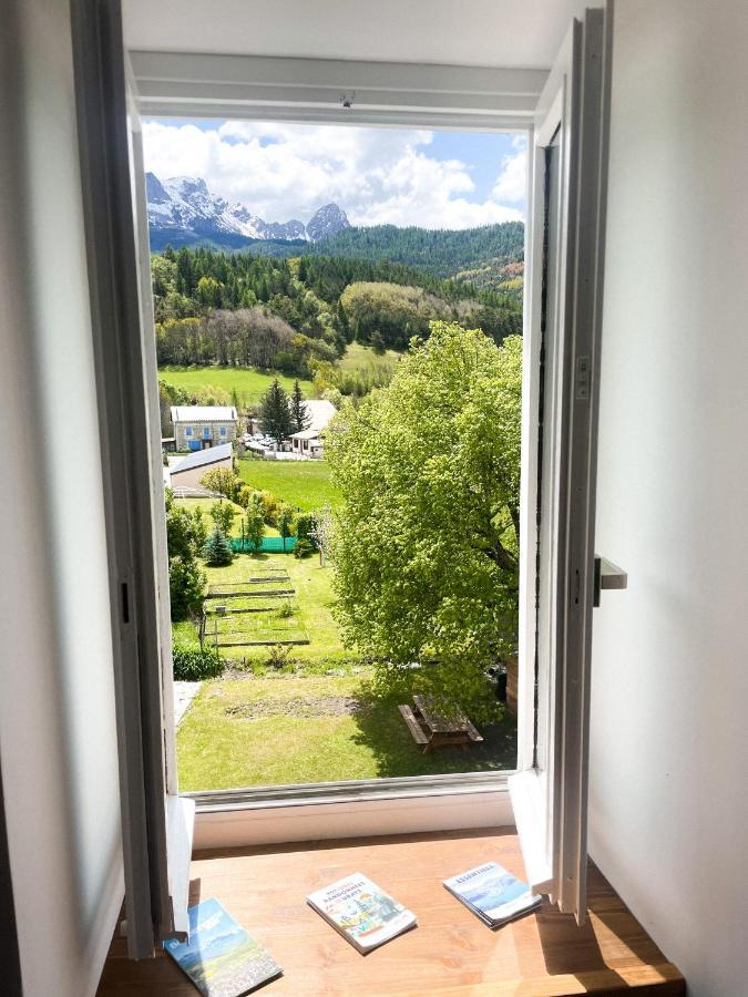 Studios Neufs - Coeur De Barcelonnette - Parking Prive Eksteriør bilde